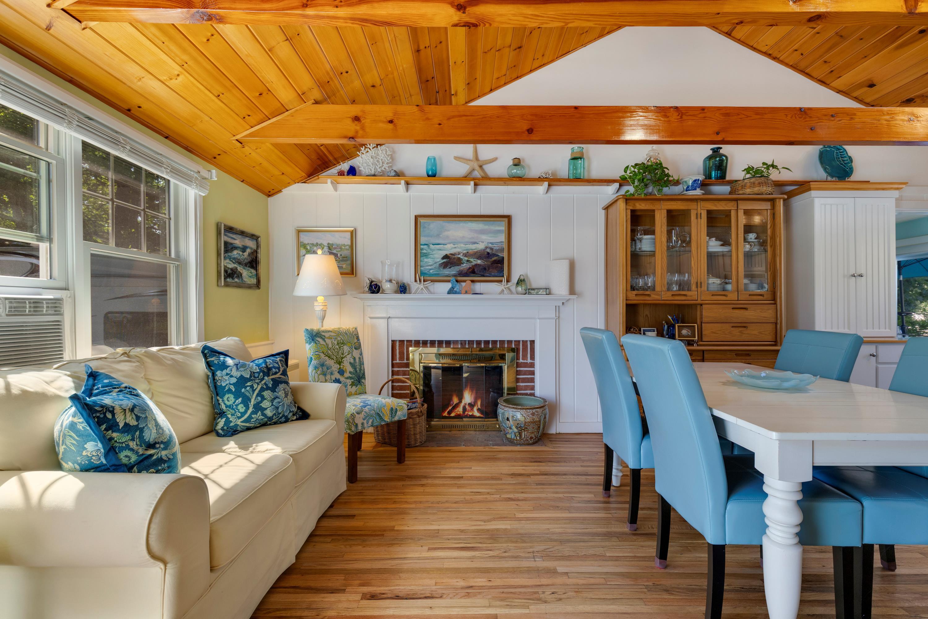 24 Regan Road West Dennis, MA 02670 - Photo 8 of 46 1qdcelcz6v