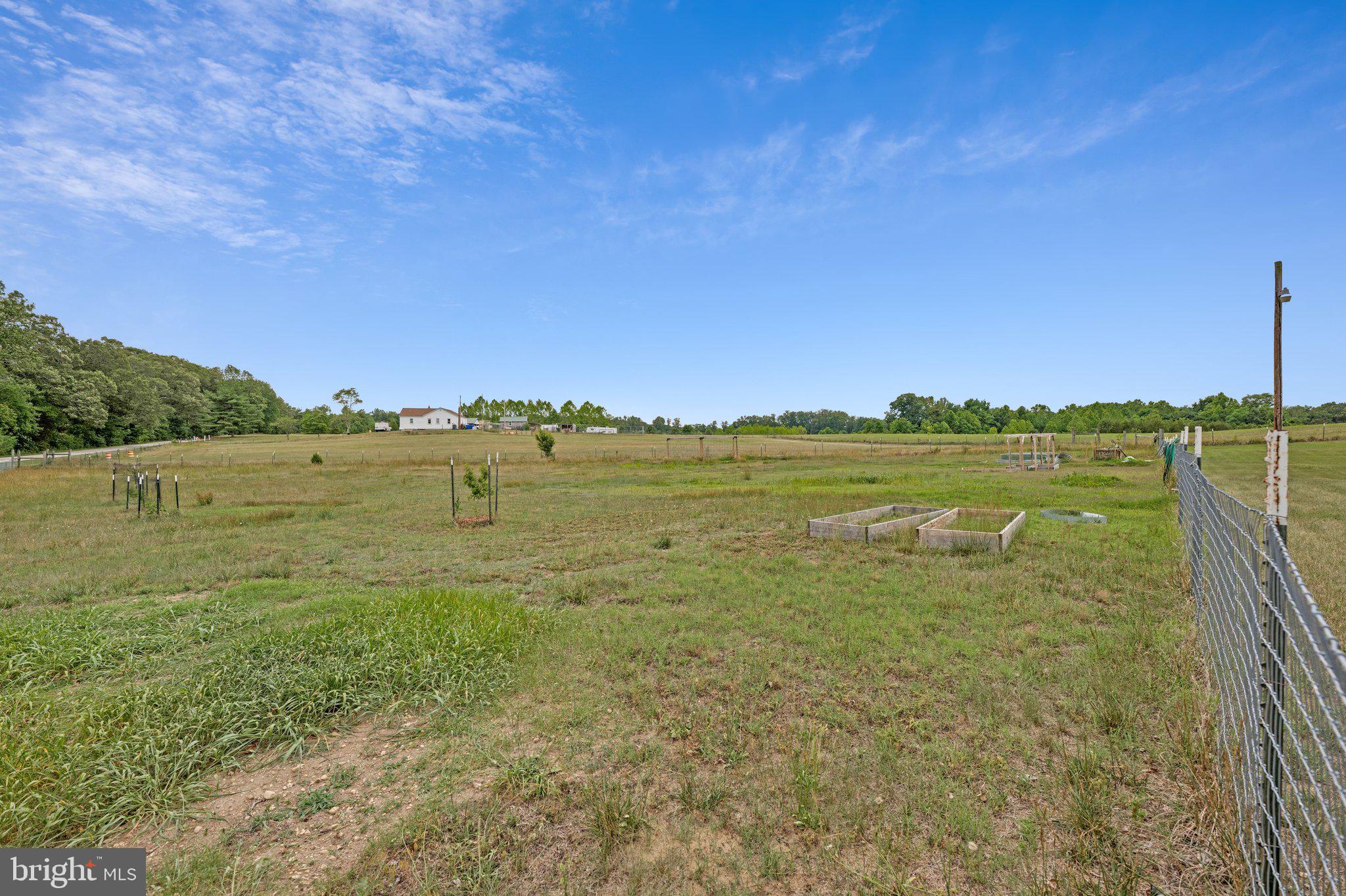 3801 Gardiner Road Waldorf, MD 20601 - Photo 52 of 52 Fenced garden space