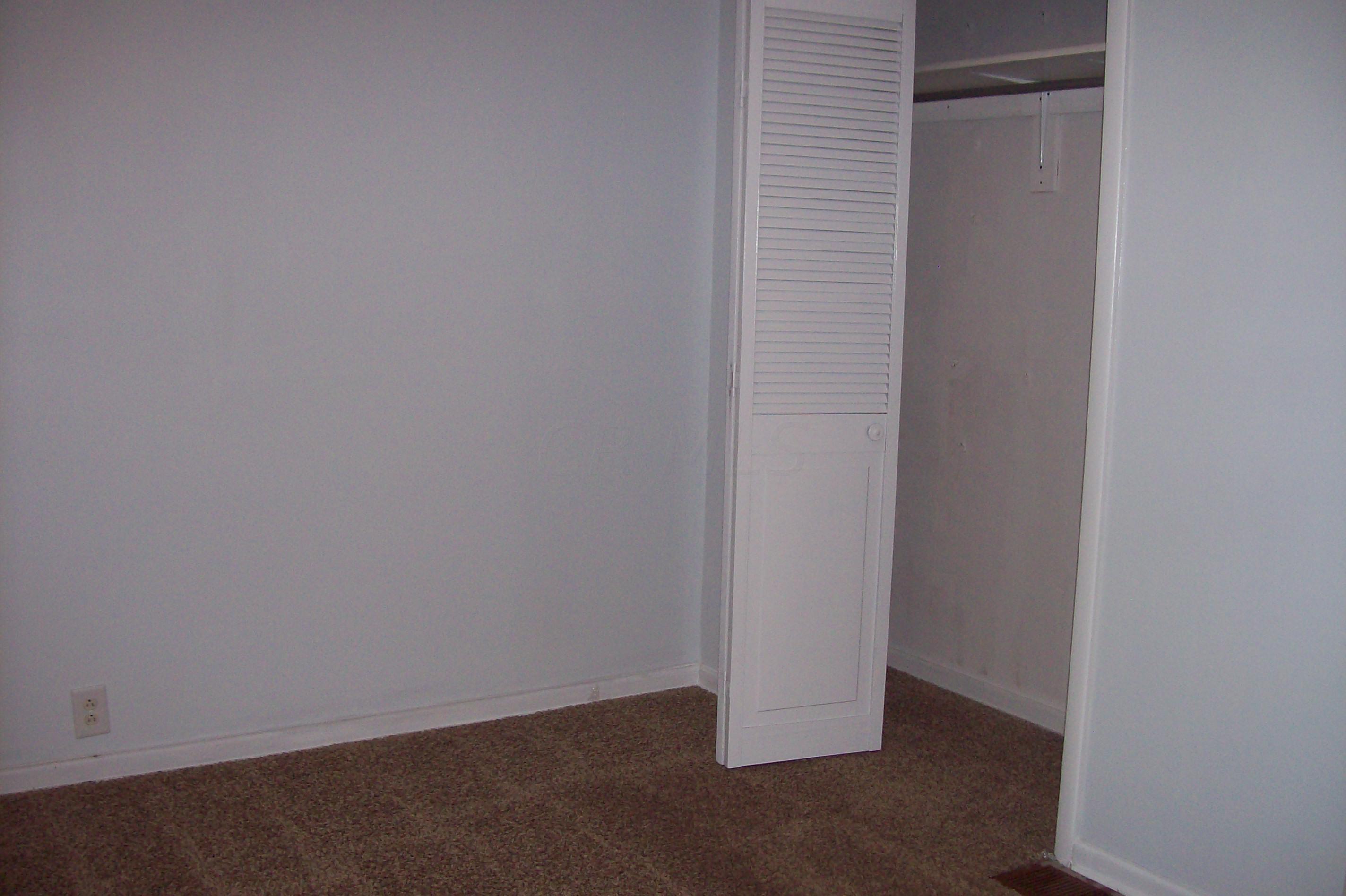 1780 Case Road Columbus, OH 43224 - Photo 18 of 26