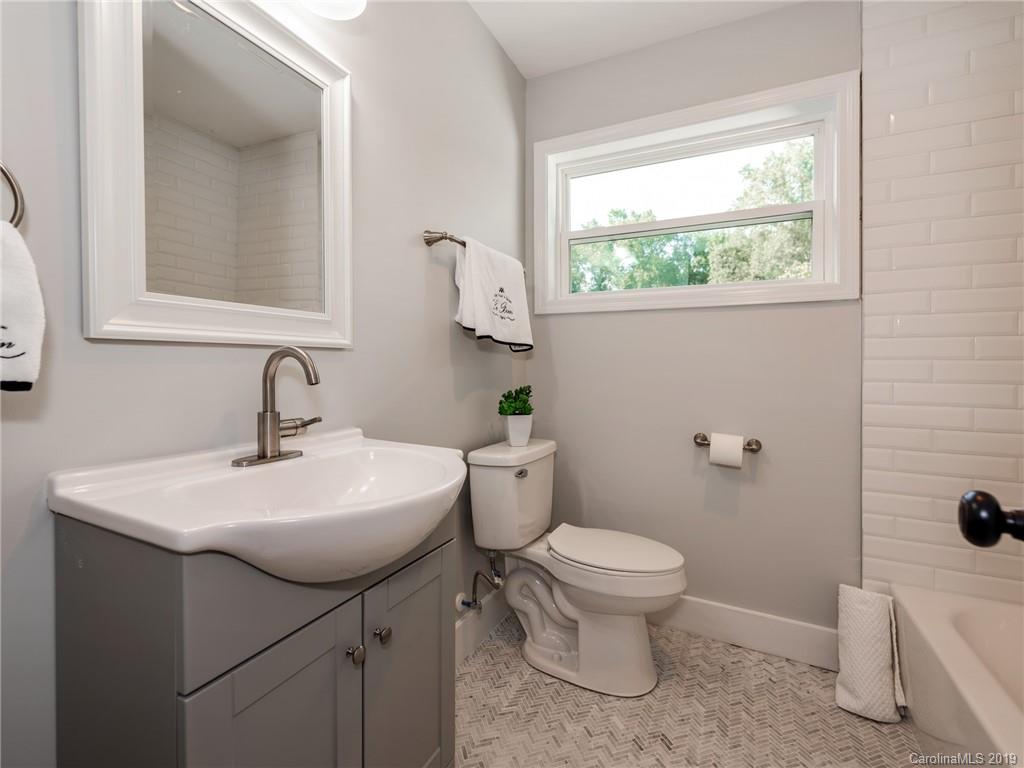 2935 Enfield Road Charlotte, NC 28205 - Photo 12 of 24 Gallery Image 12