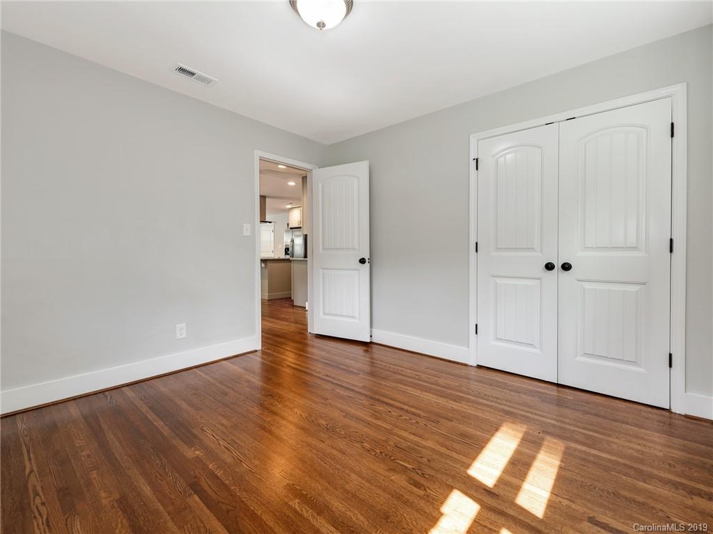 2935 Enfield Road Charlotte, NC 28205 - Photo 17 of 24 Gallery Image 17