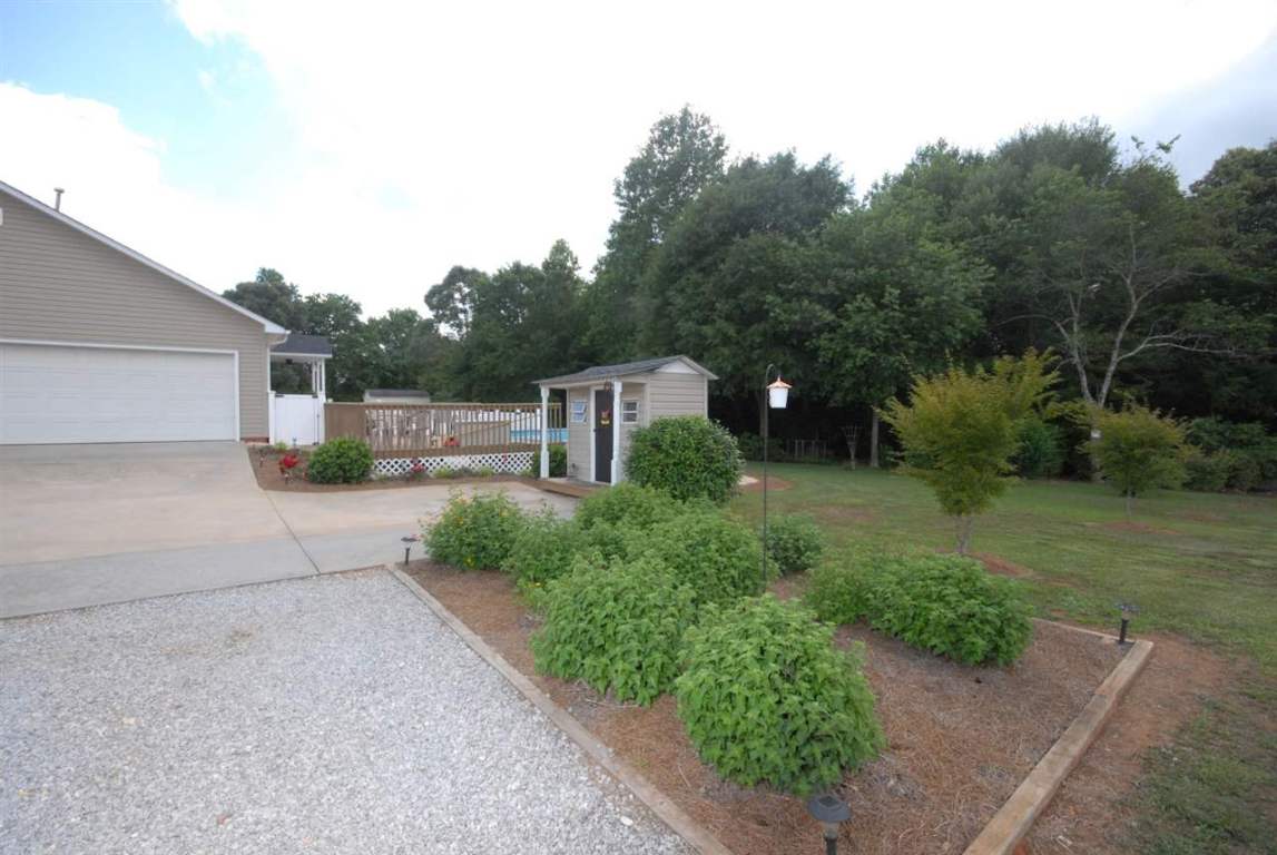 215 Ike Road, Unit SIX MILE Six Mile, SC 29682 - Photo 27 of 31 Gallery Image 27