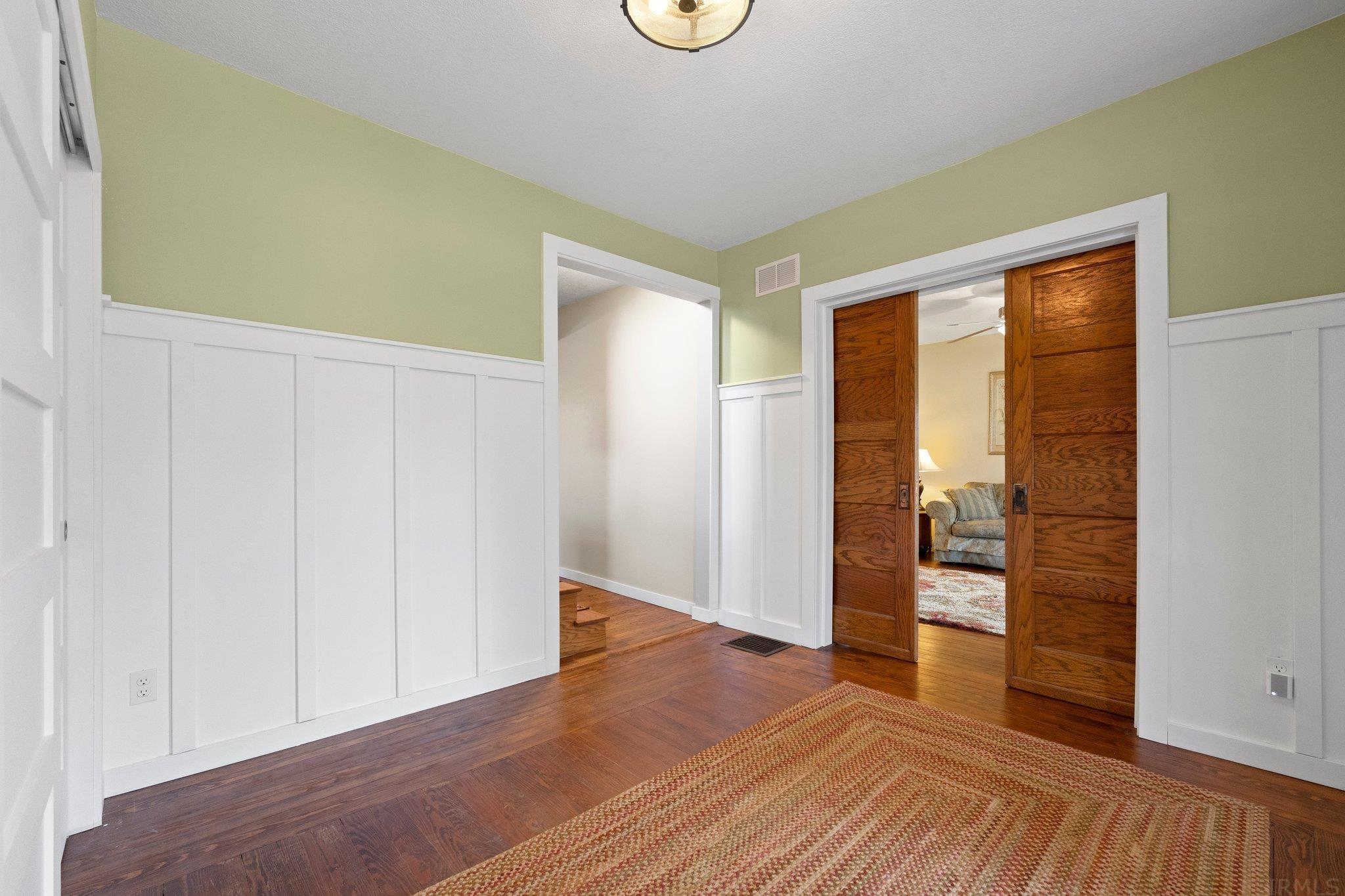 14536 Hand Road Fort Wayne, IN 46818 - Photo 8 of 36