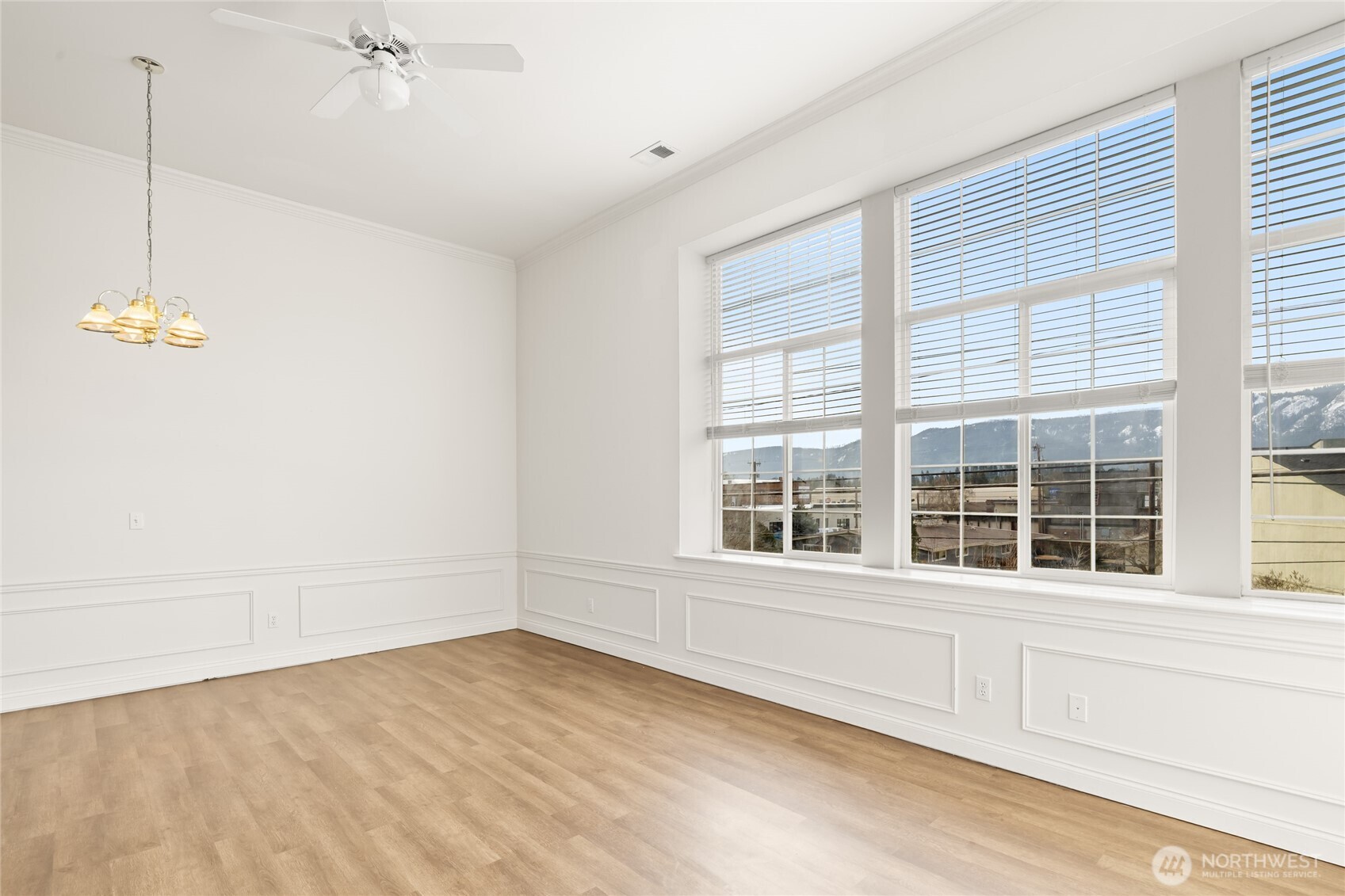 202 East 3rd Street, Unit 215 Cle Elum, WA 98922 - Photo 14 of 29