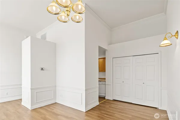 $260,950 | 202 East 3rd Street, Unit 215, Cle Elum, WA 98922