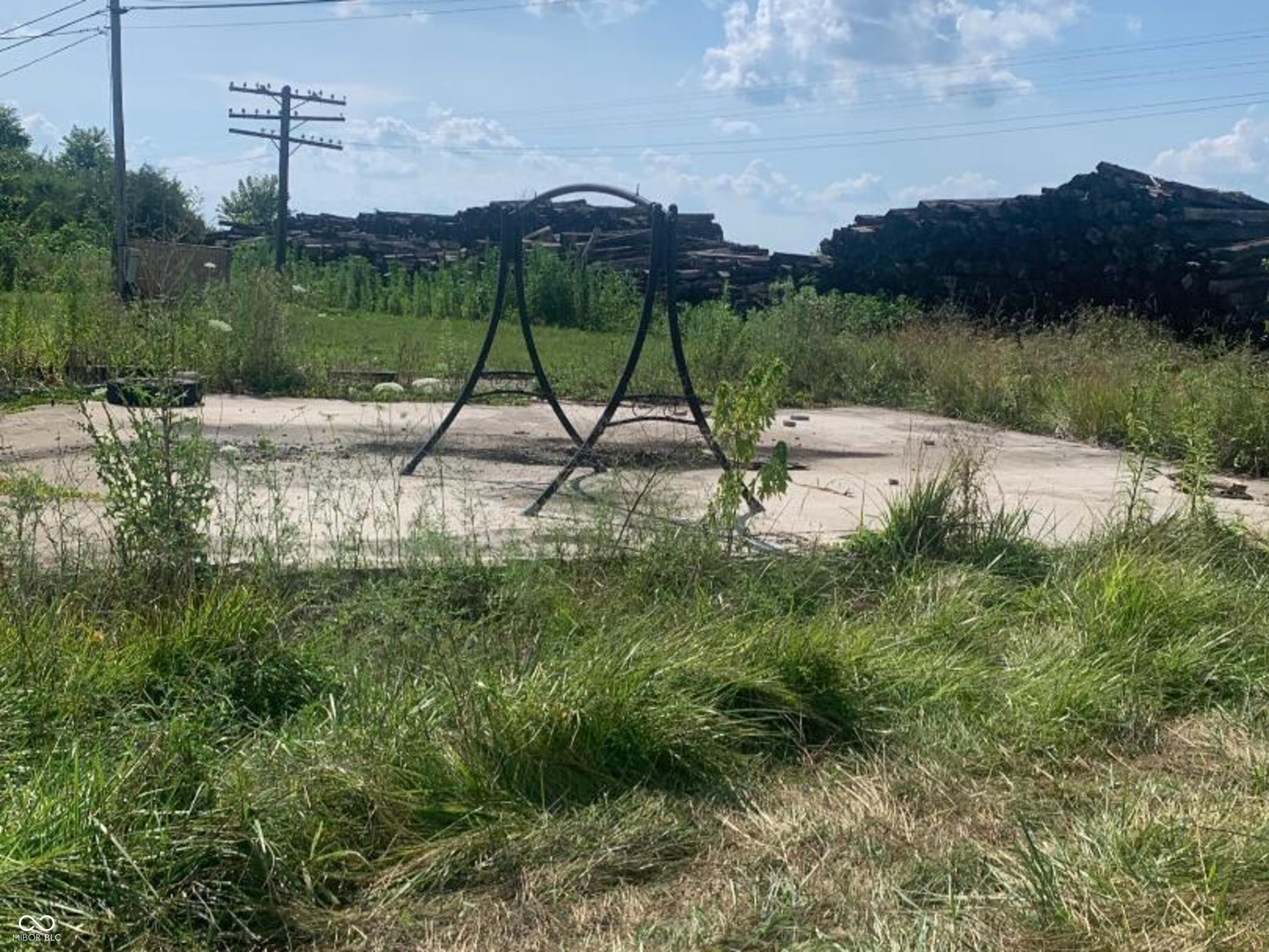 5230 Highway 50 Butlerville, IN 47223 - Photo 2 of 3