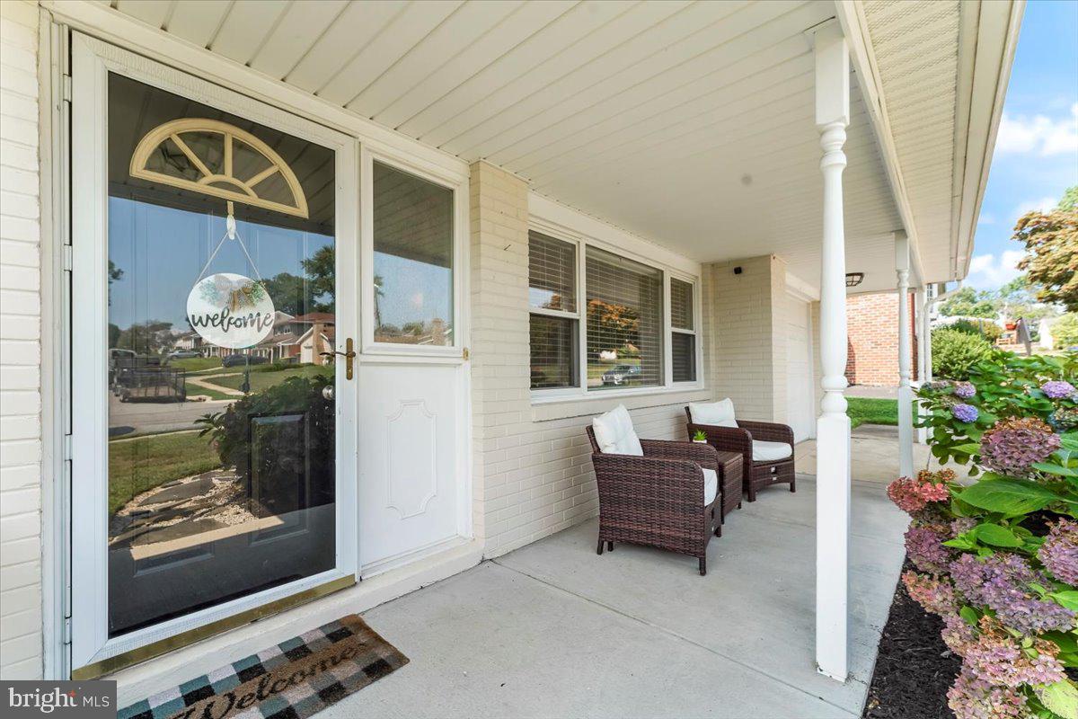 11 Tysons Ford Road Newark, DE 19711 - Photo 2 of 37 Front Porch
