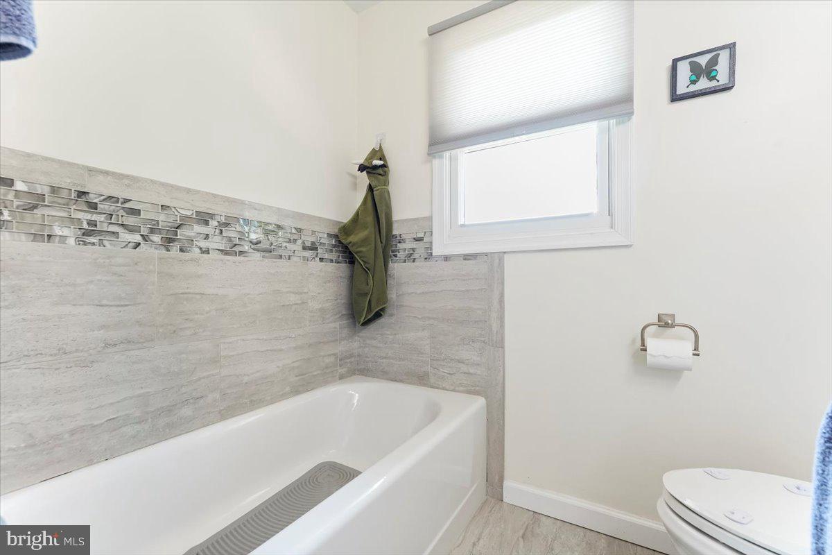 11 Tysons Ford Road Newark, DE 19711 - Photo 24 of 37 Main Bath