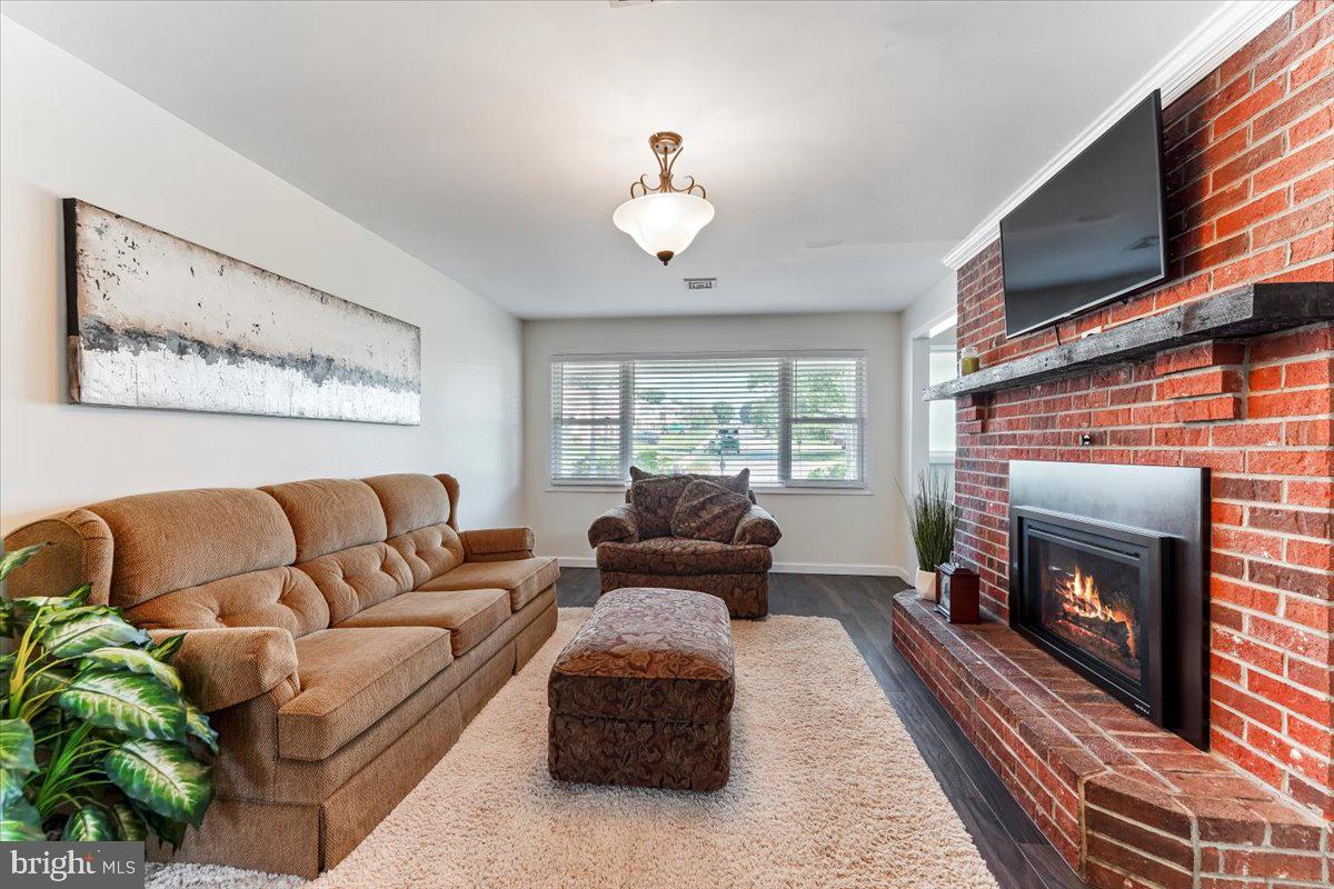 11 Tysons Ford Road Newark, DE 19711 - Photo 29 of 37 Family Room