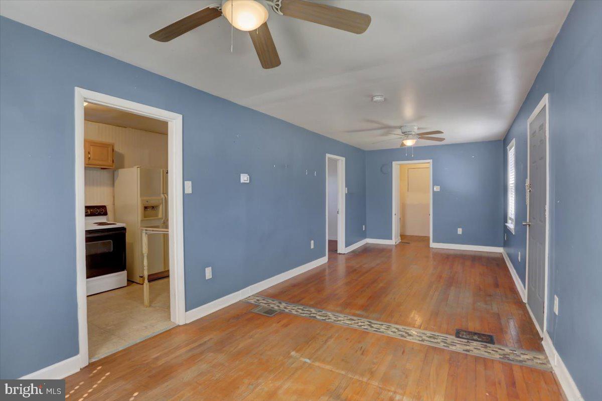 15643 Clear Spring Road Williamsport, MD 21795 - Photo 8 of 32 Gallery Image 8