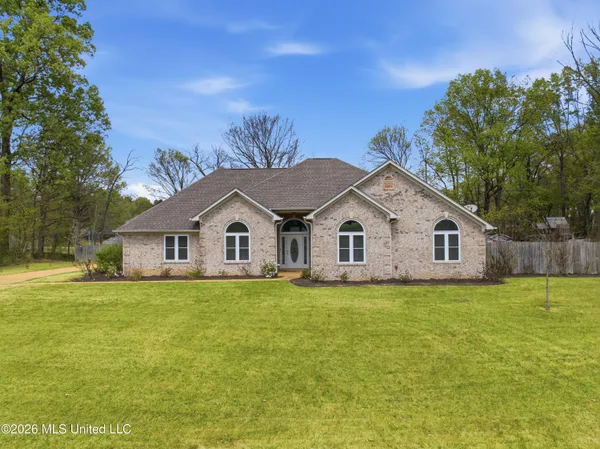 $371,500 | 5562 Corey Cove, Horn Lake, MS 38637