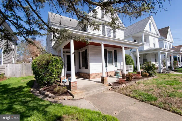 $299,000 | 105 West End Avenue, Cambridge, MD 21613