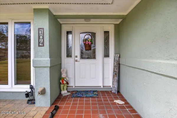 $480,000 | 104 Greenview Court, Hampstead, NC 28443