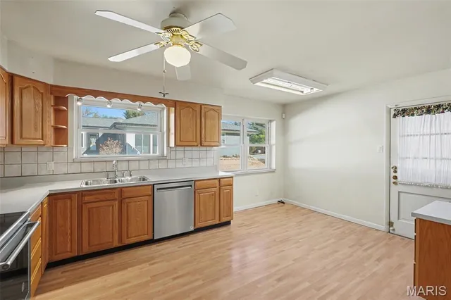 $545,000 | 1400 Norman Place, Warson Woods, MO 63122