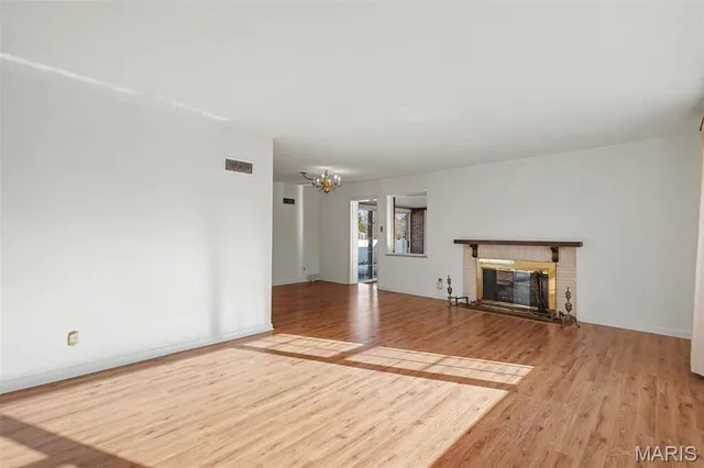 $545,000 | 1400 Norman Place, Warson Woods, MO 63122