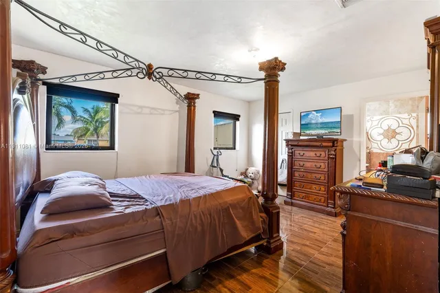 $549,999 | 722 Northwest 170th Street, Miami Gardens, FL 33169