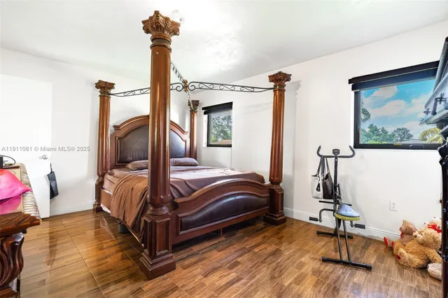 $549,999 | 722 Northwest 170th Street, Miami Gardens, FL 33169