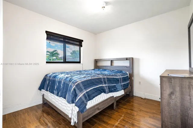 $549,999 | 722 Northwest 170th Street, Miami Gardens, FL 33169