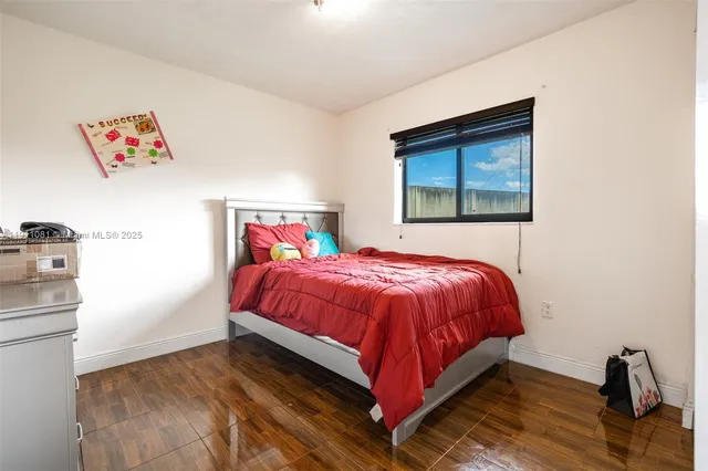 $549,999 | 722 Northwest 170th Street, Miami Gardens, FL 33169