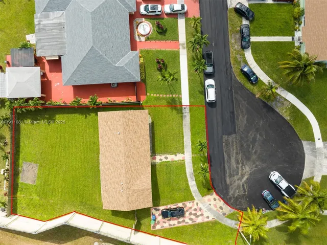 $549,999 | 722 Northwest 170th Street, Miami Gardens, FL 33169