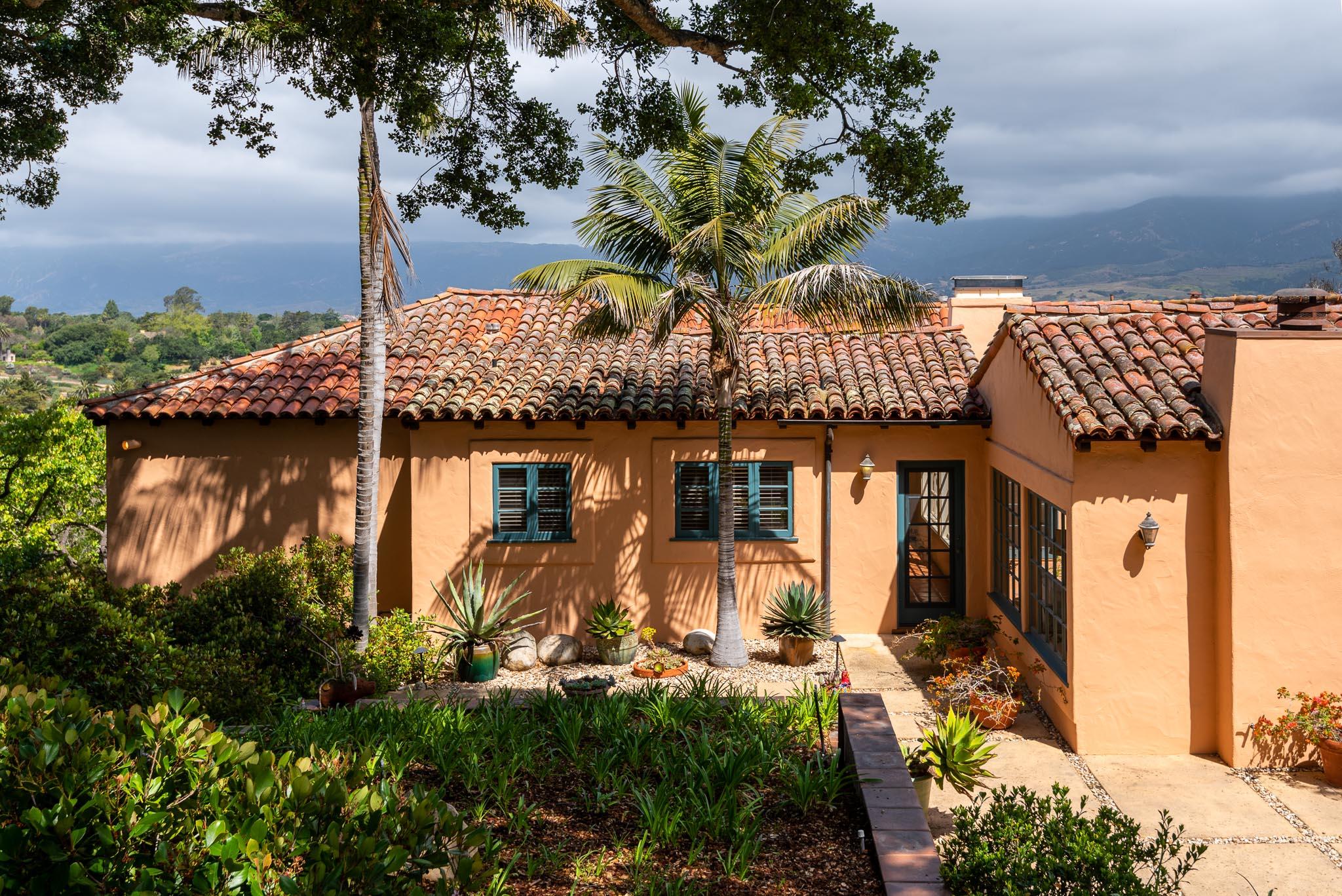 4035 Ramitas Road Santa Barbara, CA 93110 - Photo 3 of 34 Back View1