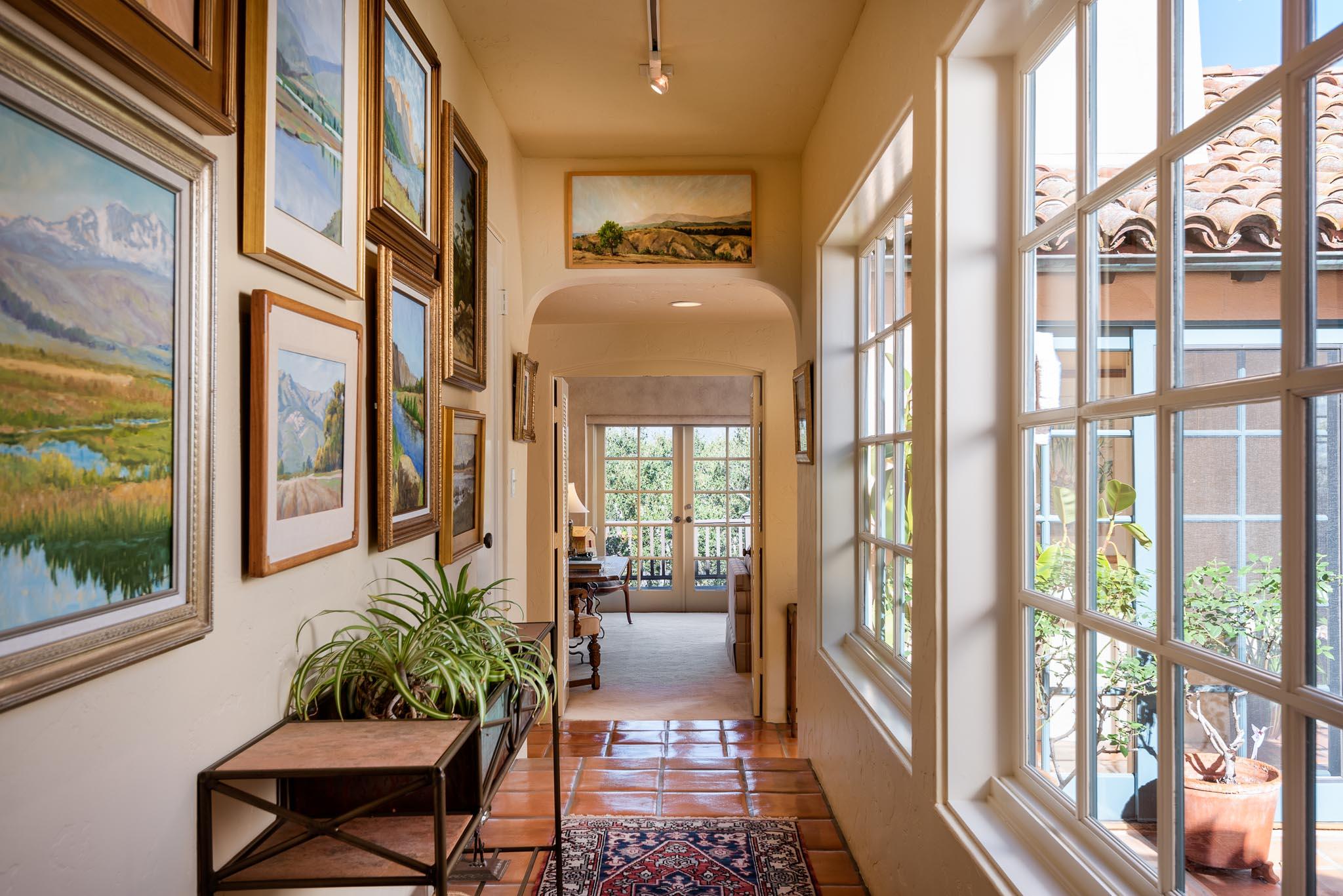4035 Ramitas Road Santa Barbara, CA 93110 - Photo 7 of 34 Hallway