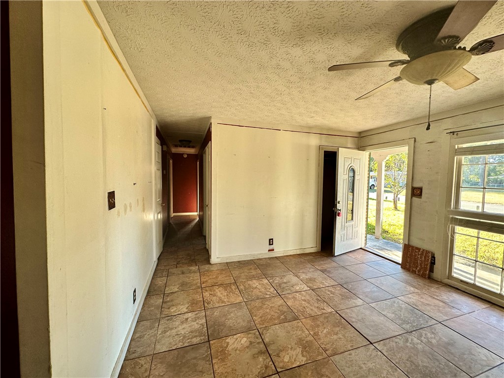 507 Beville Street Waycross, GA 31501 - Photo 9 of 24