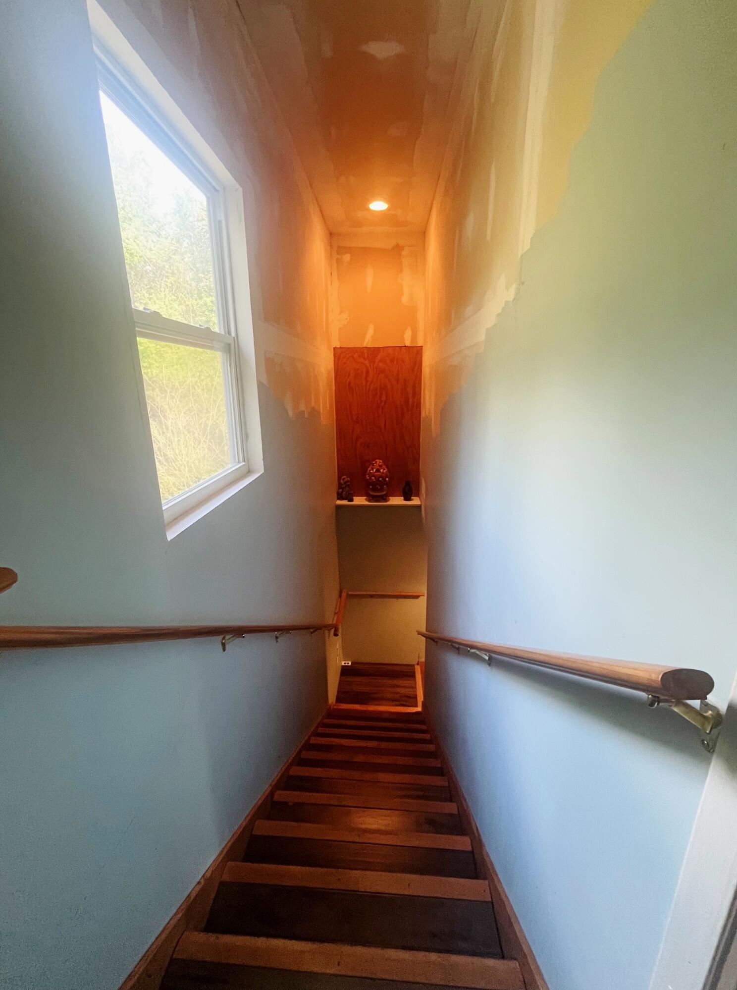 58 Hankins Road Freeport, FL 32439 - Photo 20 of 29 a view of entryway