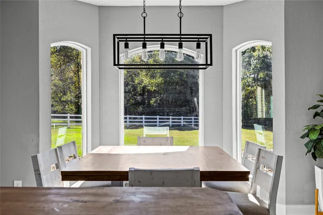 $600,000 | 11601 King George Court, Montgomery, TX 77316