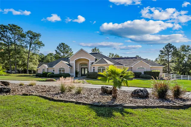 $600,000 | 11601 King George Court, Montgomery, TX 77316