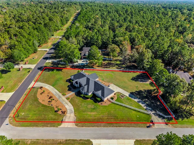 $600,000 | 11601 King George Court, Montgomery, TX 77316