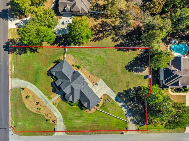 $600,000 | 11601 King George Court, Montgomery, TX 77316