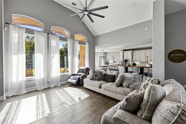 $600,000 | 11601 King George Court, Montgomery, TX 77316