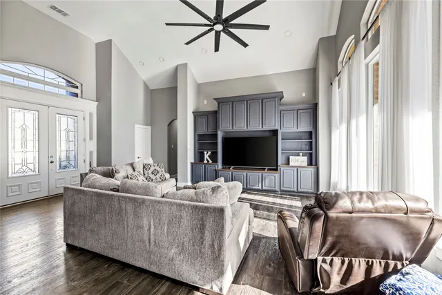 $600,000 | 11601 King George Court, Montgomery, TX 77316