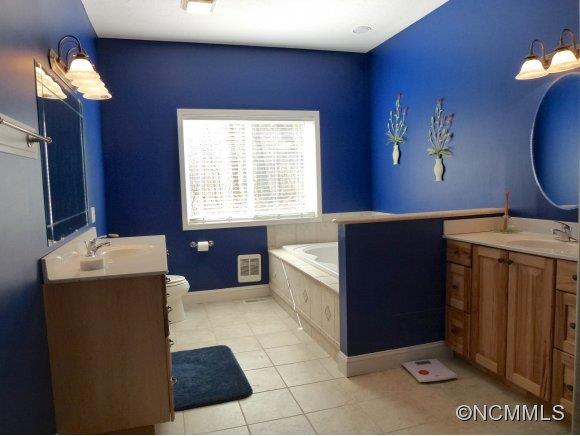 144 Wedgewood Road Waynesville, NC 28785 - Photo 12 of 24 Gallery Image 12