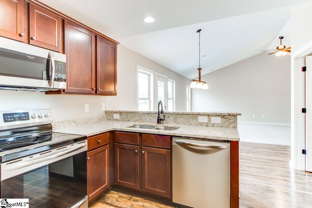 1625 Currys Lake Road Gray Court, SC 29645 - Photo 7 of 10