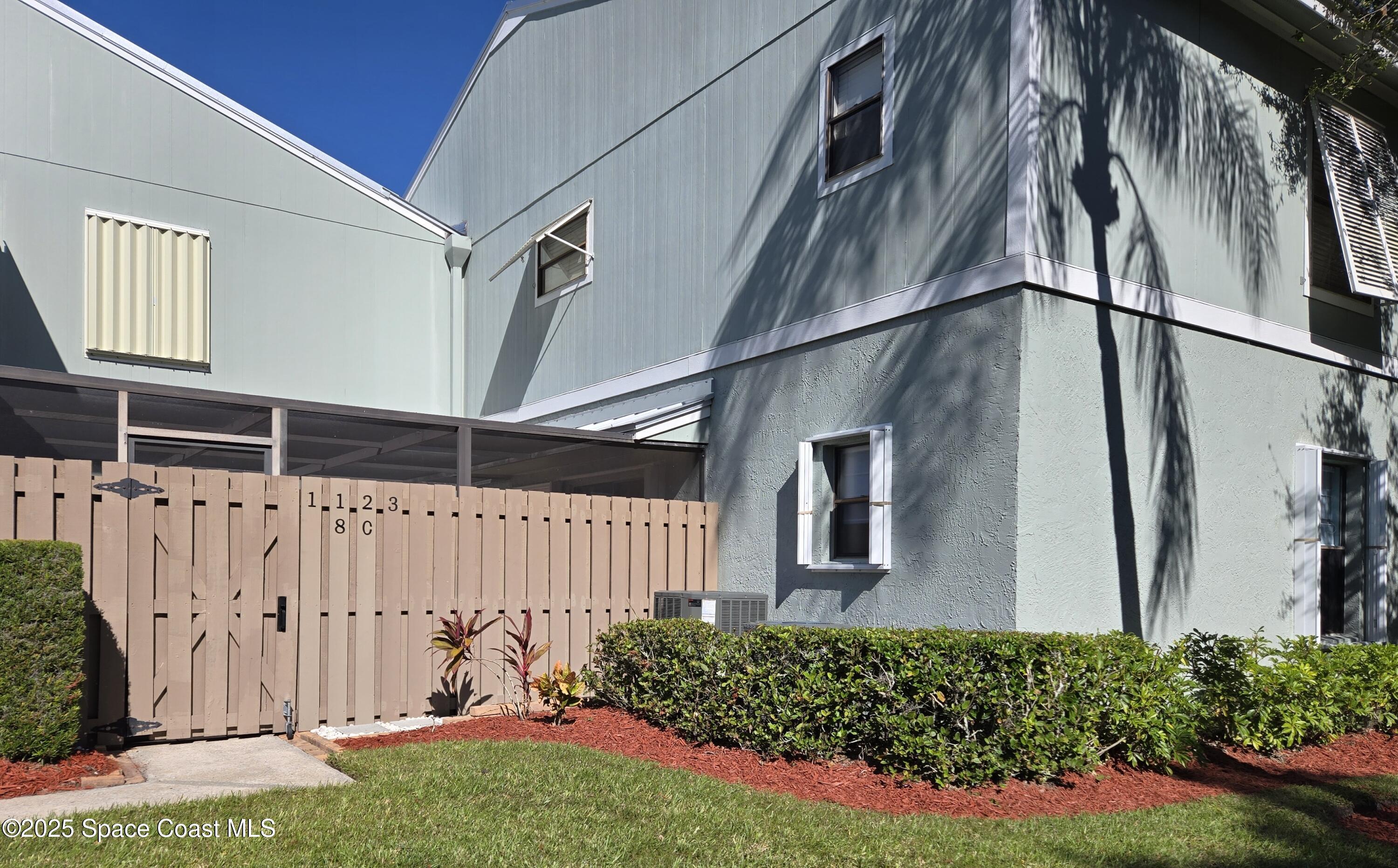 a view of outdoor space