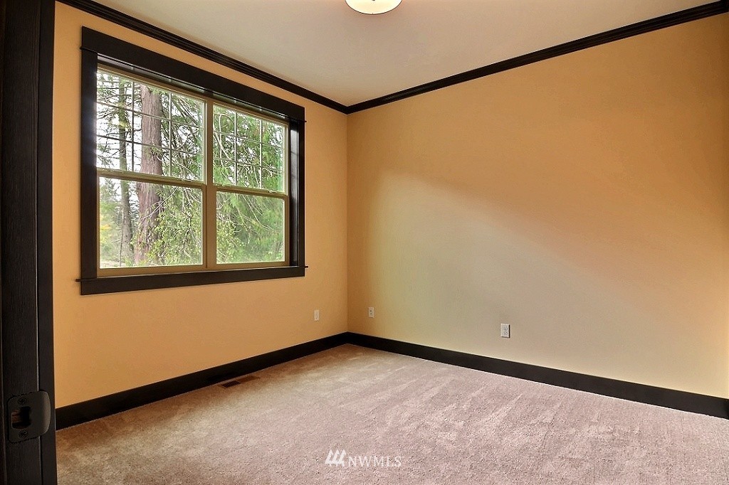 10991 Banner Road Southeast Olalla, WA 98359 - Photo 9 of 13 Gallery Image 9