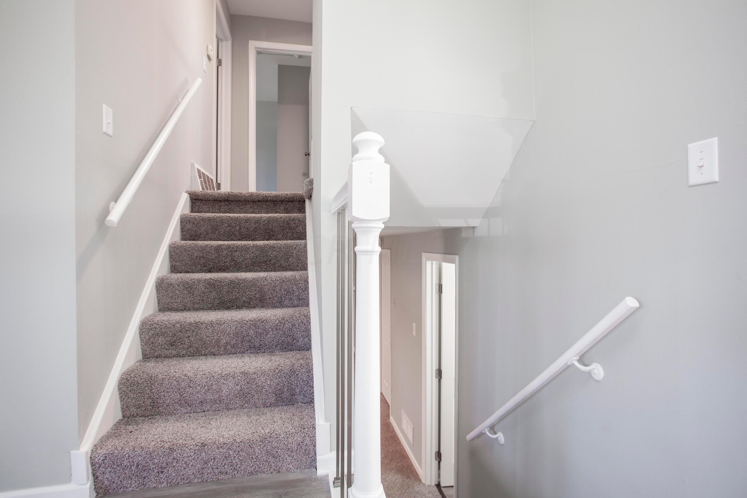 2886 Fleet Road Columbus, OH 43232 - Photo 12 of 26 Gallery Image 12