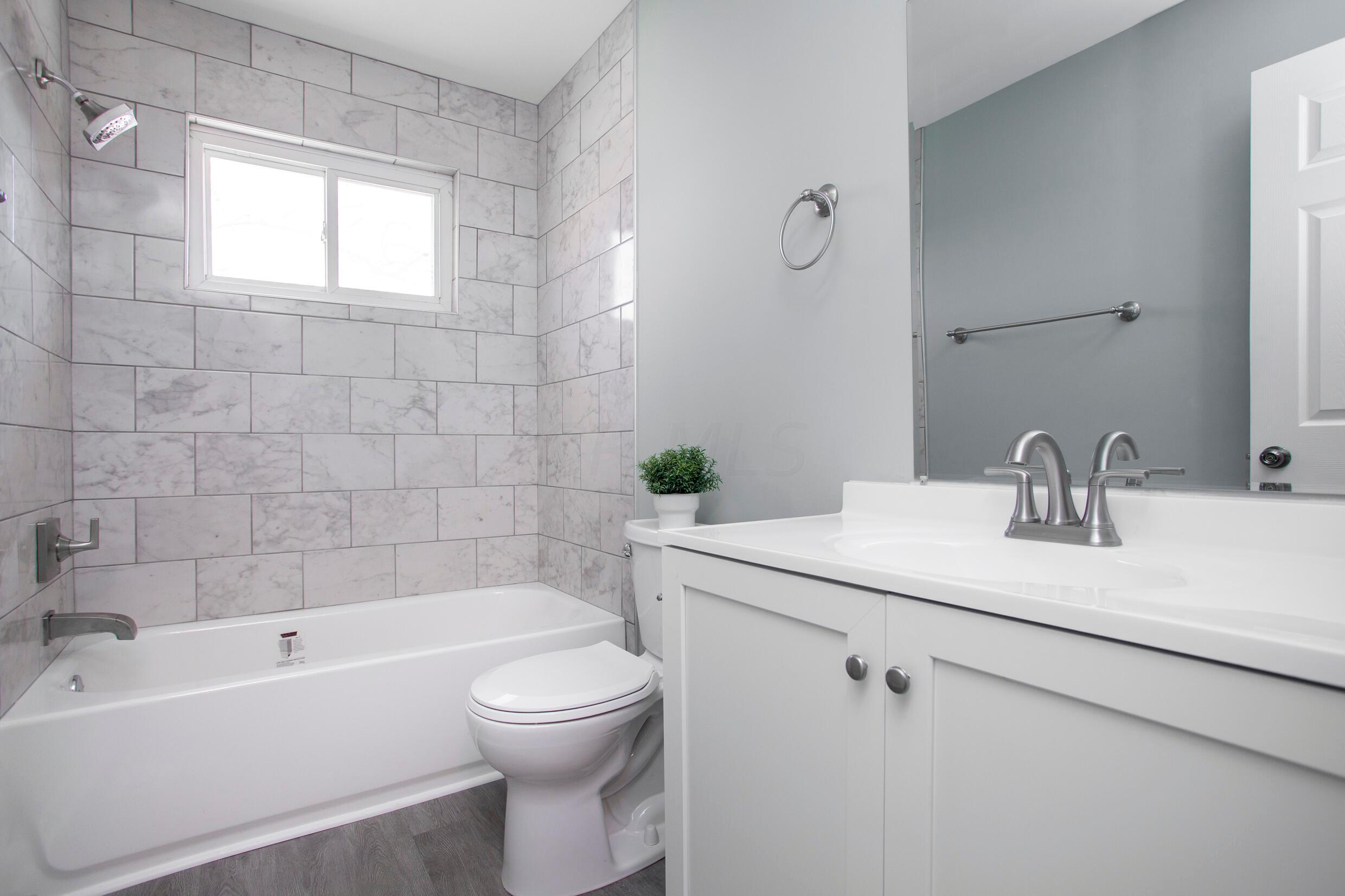 2886 Fleet Road Columbus, OH 43232 - Photo 13 of 26 Gallery Image 13