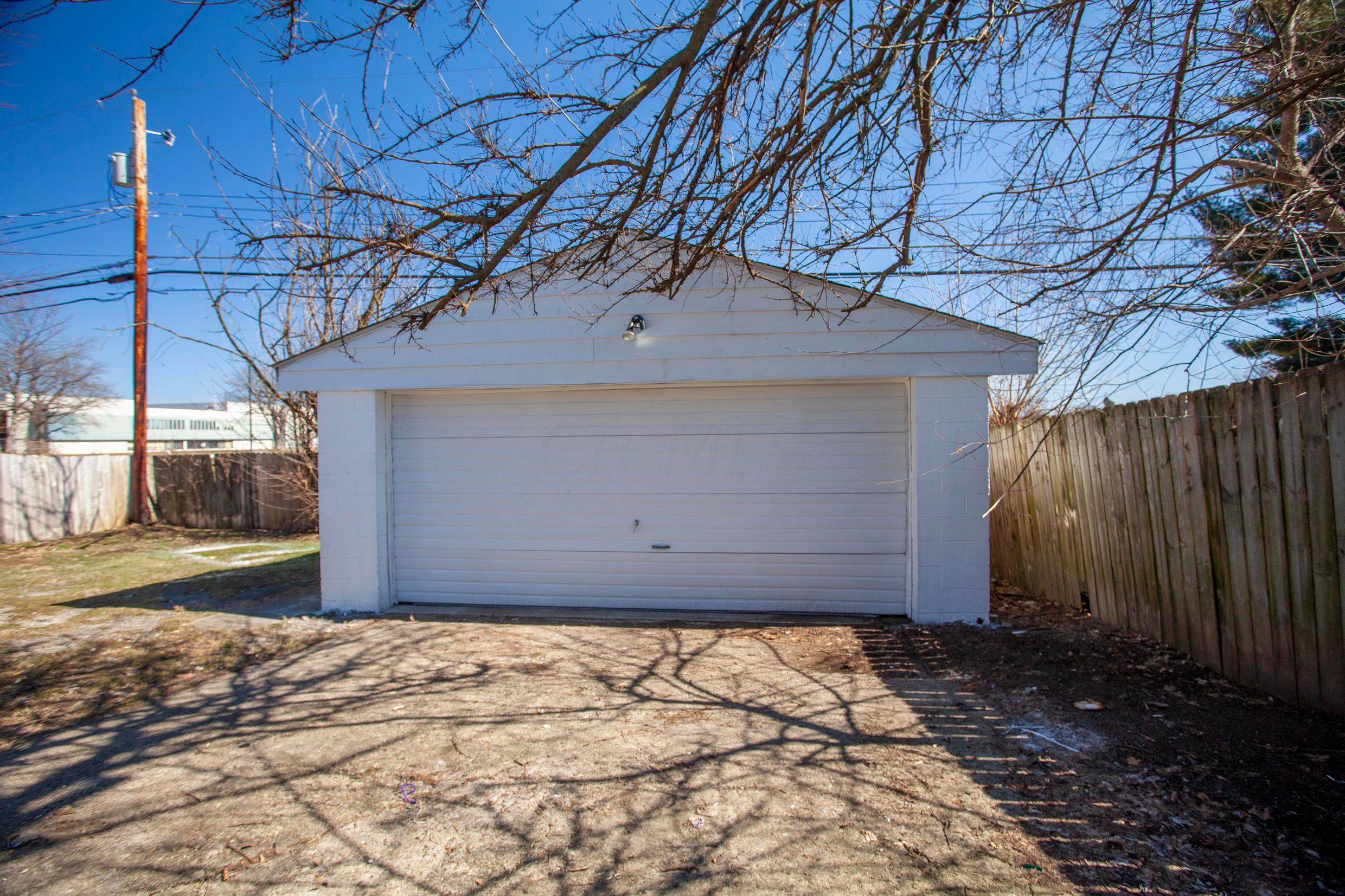 2886 Fleet Road Columbus, OH 43232 - Photo 24 of 26 Gallery Image 24
