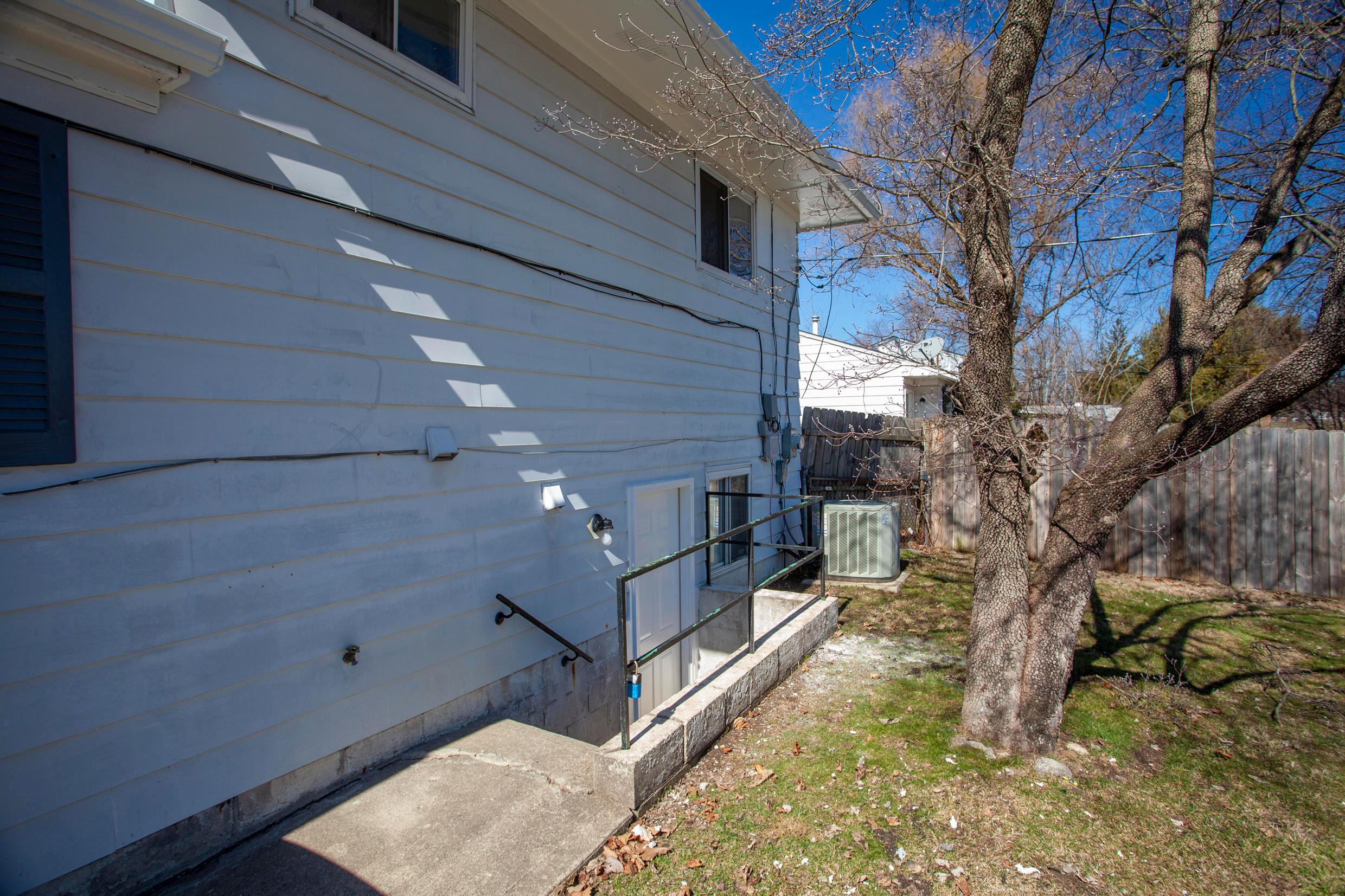 2886 Fleet Road Columbus, OH 43232 - Photo 25 of 26 Gallery Image 25
