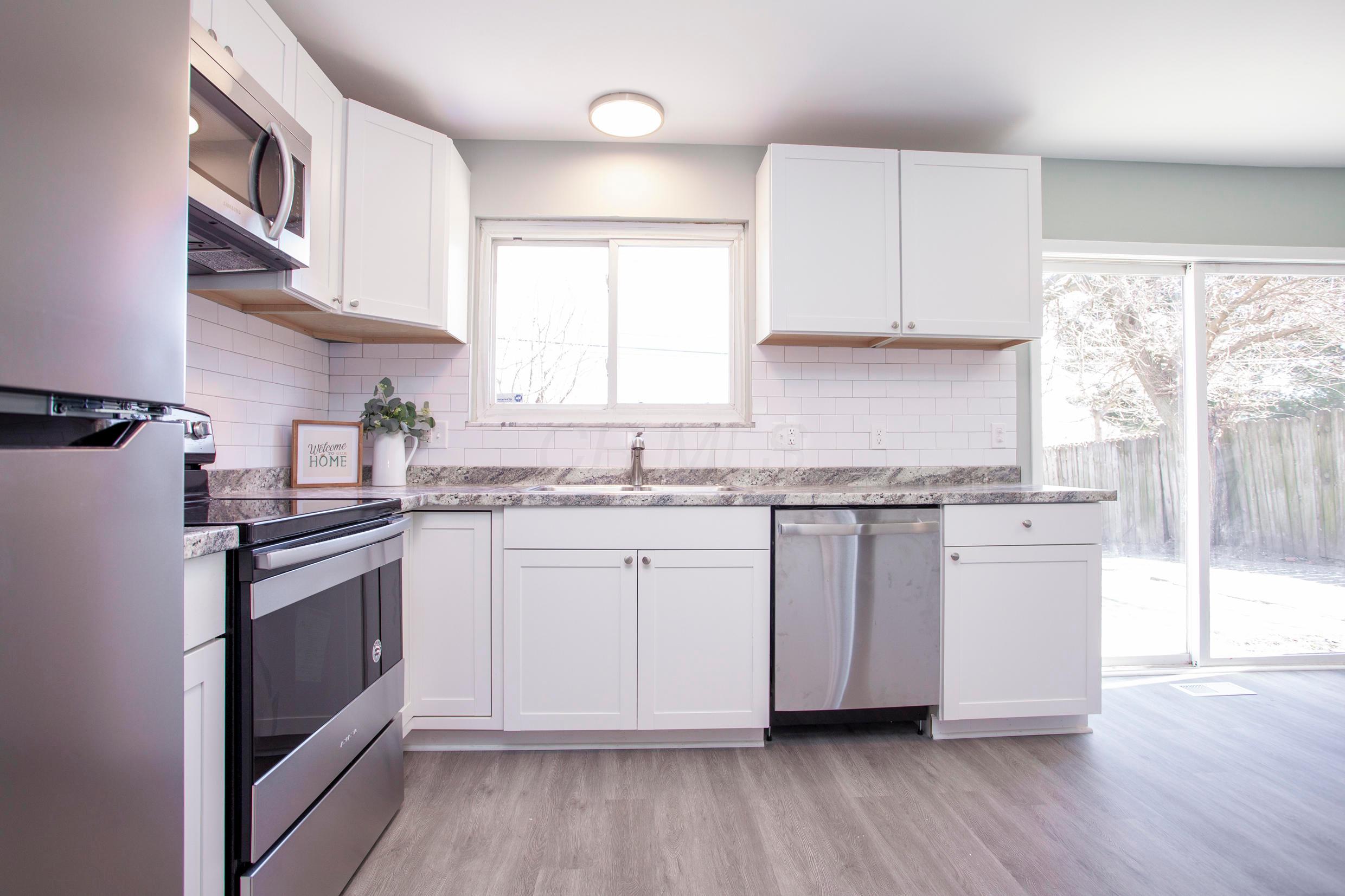 2886 Fleet Road Columbus, OH 43232 - Photo 6 of 26 Gallery Image 6