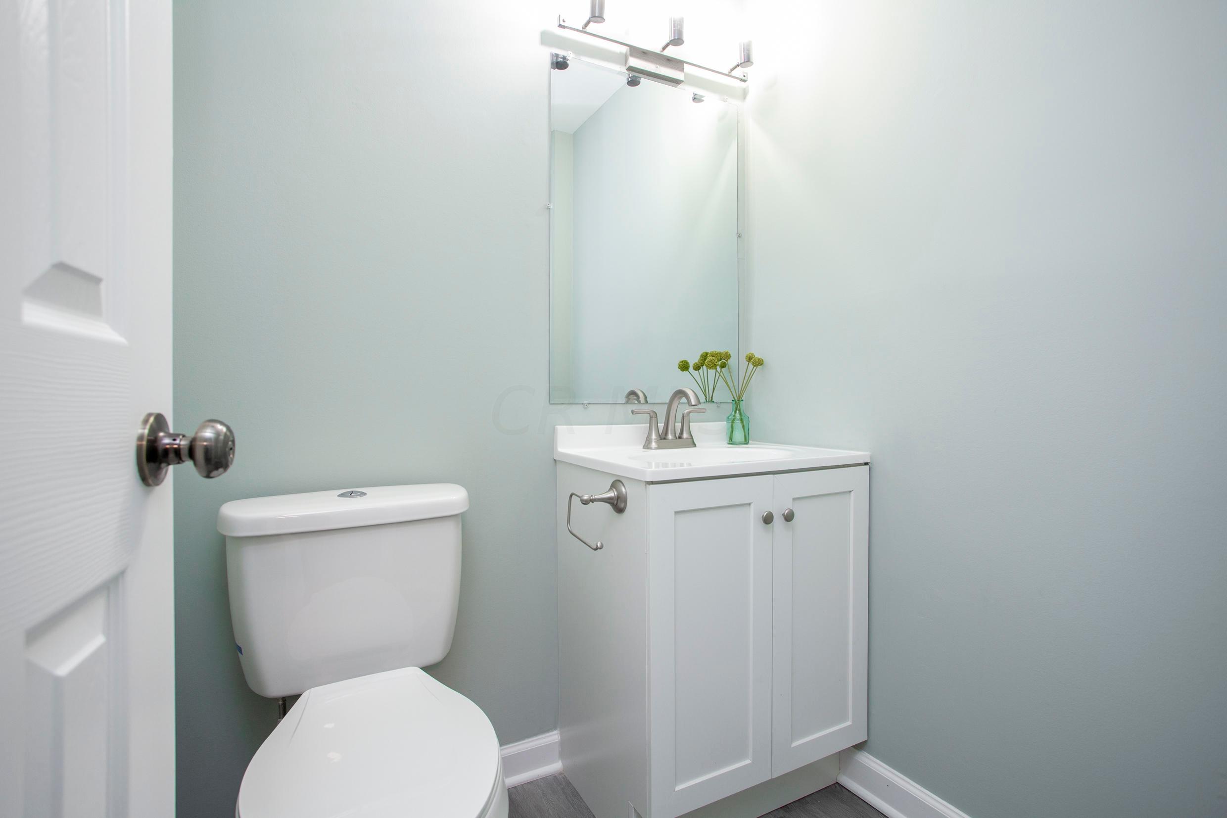 2886 Fleet Road Columbus, OH 43232 - Photo 10 of 26 Gallery Image 10