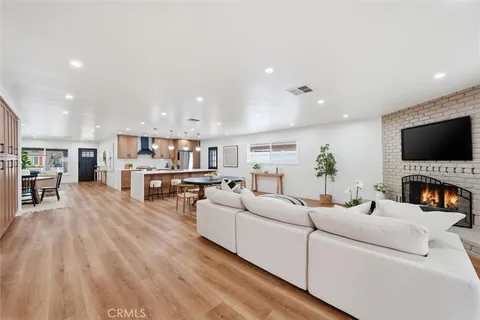 $1,249,000 | 4806 Canehill Avenue, Lakewood, CA 90713