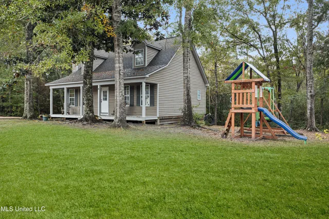 $190,000 | 3111 Cormorant Lane, Gautier, MS 39553