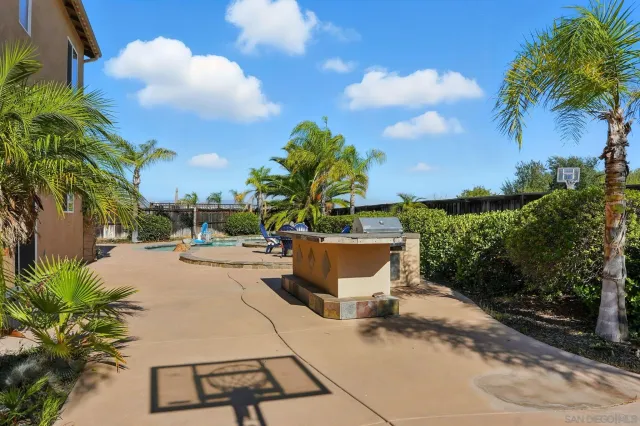 $749,000 | 38200 Camarada Lane, Murrieta, CA 92563