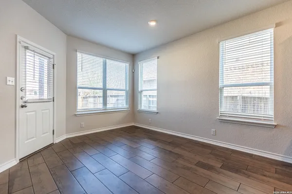 $2,500 | 13811 Newman Stage, San Antonio, TX 78254