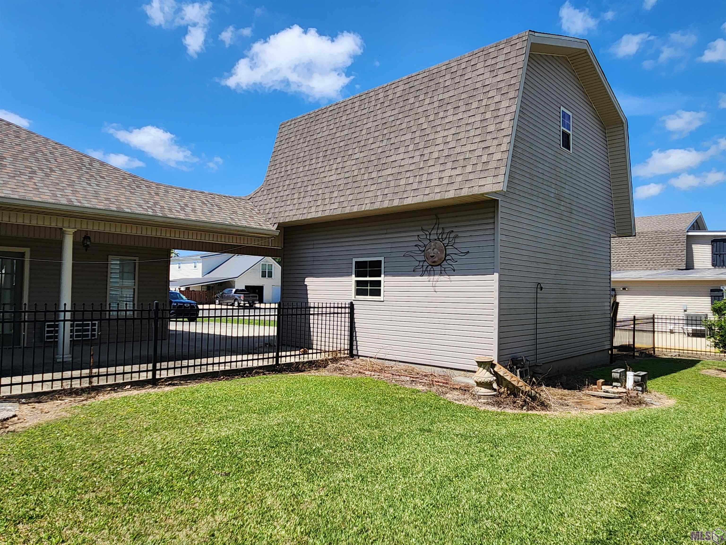 134 Octavia Street Larose, LA 70373 - Photo 7 of 36