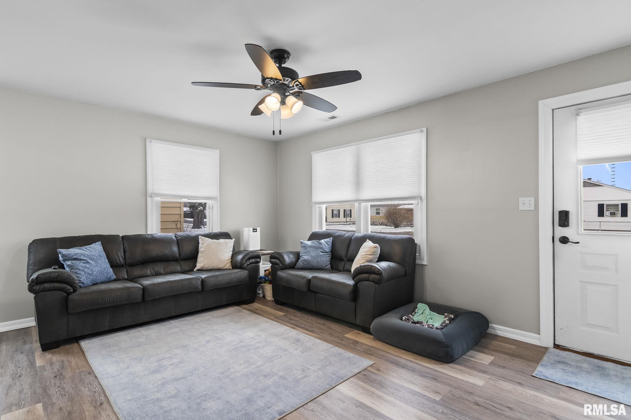 2314 Ramsey Road Springfield, IL 62702 - Photo 4 of 30